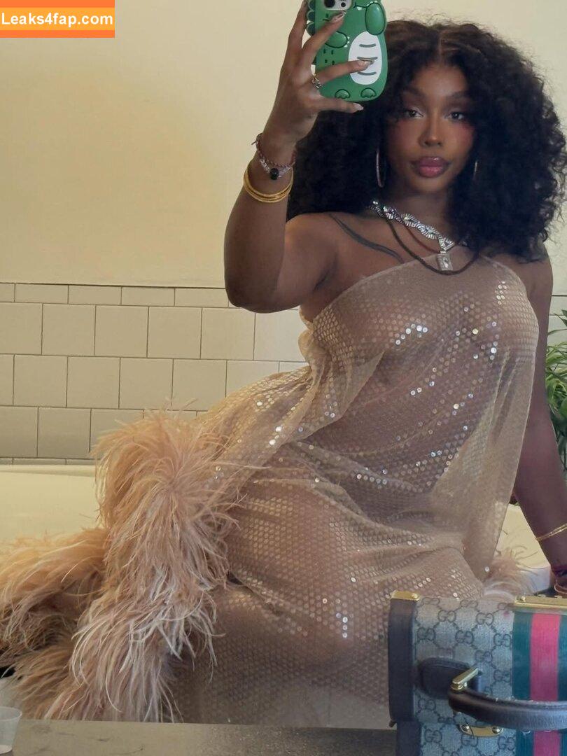 SZA / Solana Rowe / thejad3x leaked photo photo #0402
