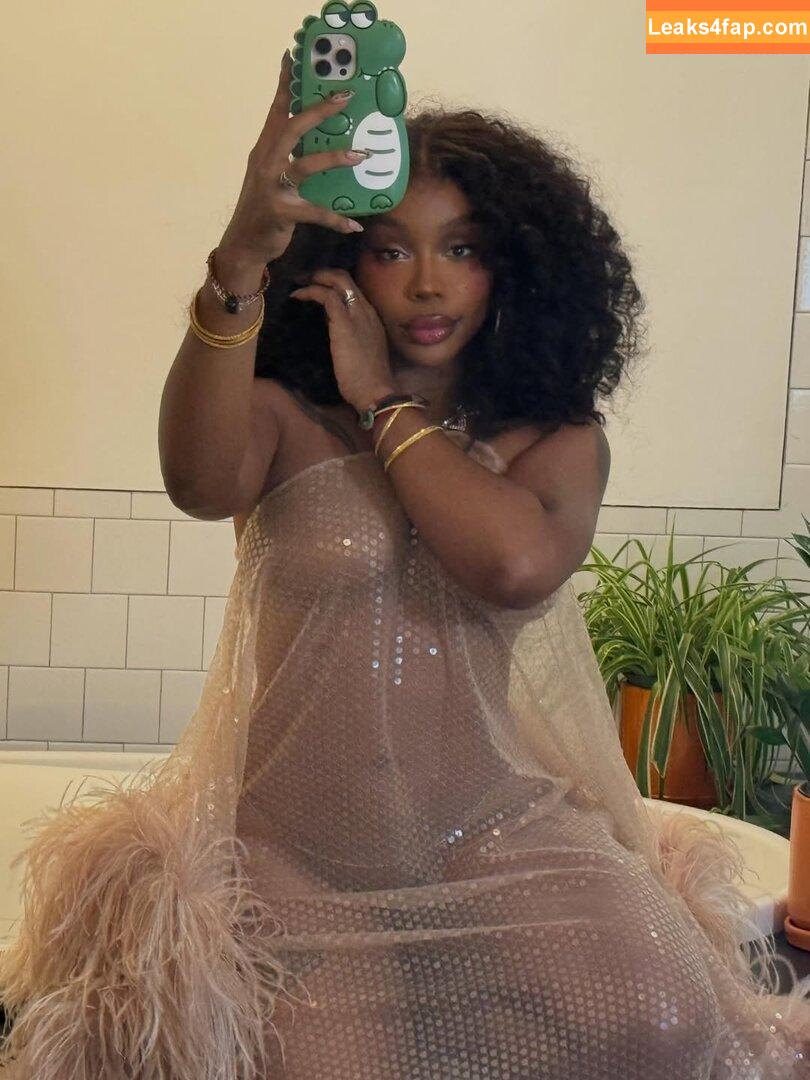 SZA / Solana Rowe / thejad3x leaked photo photo #0406
