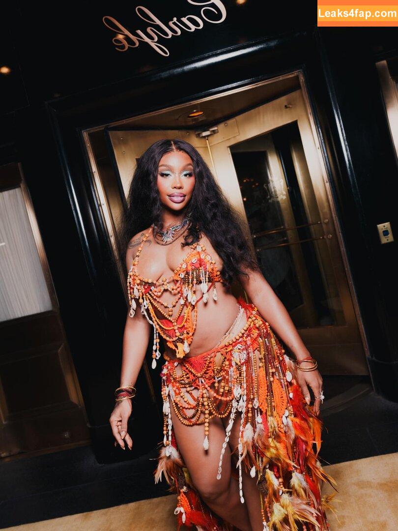 SZA / Solana Rowe / thejad3x leaked photo photo #0412