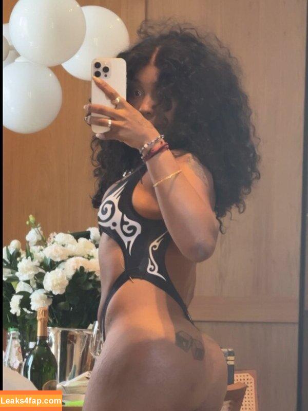SZA / Solana Rowe / thejad3x leaked photo photo #0417