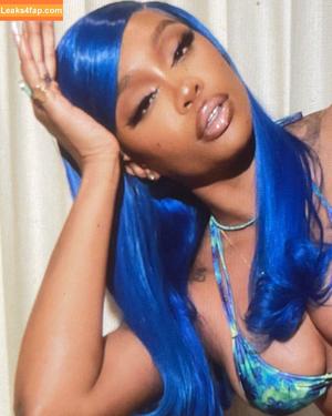 SZA photo #0015