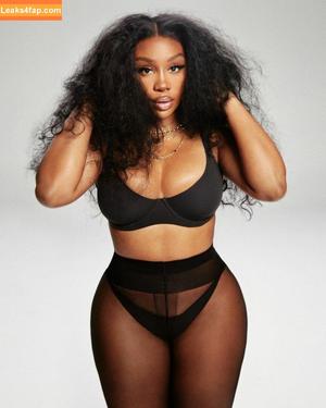SZA photo #0079