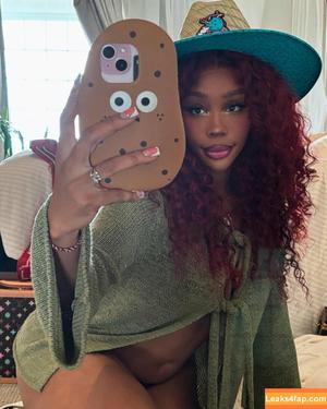 SZA photo #0349