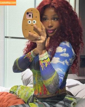 SZA photo #0354