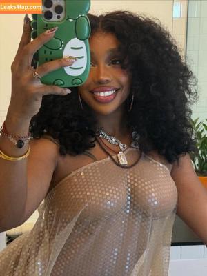 SZA photo #0403