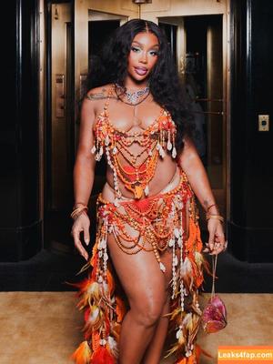 SZA photo #0411