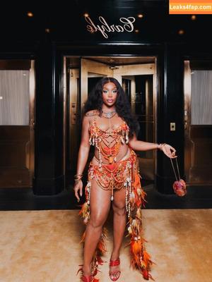 SZA photo #0413