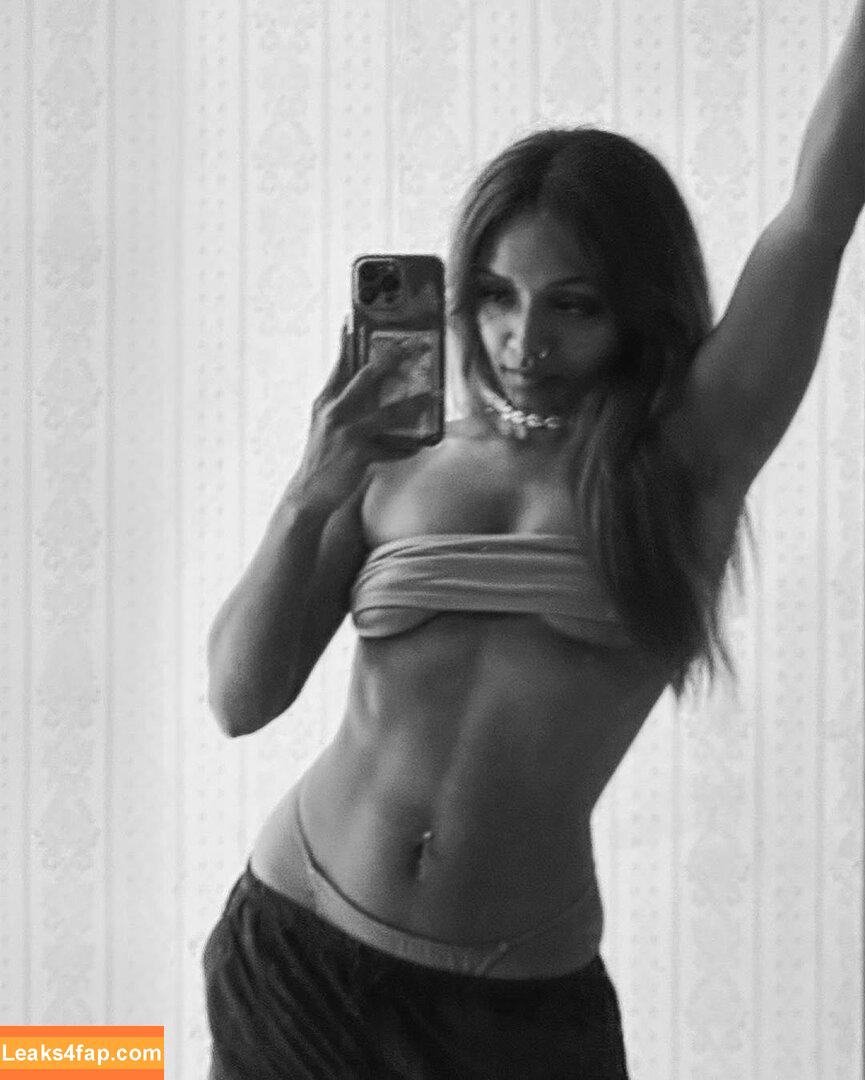 t.arshini / TVARSHINI1 leaked photo photo #0017