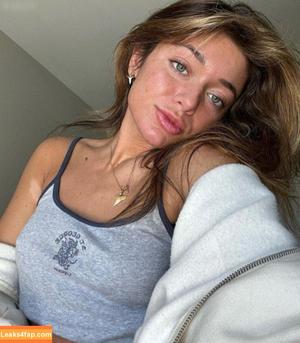 Tabitha Swatosh photo #0143
