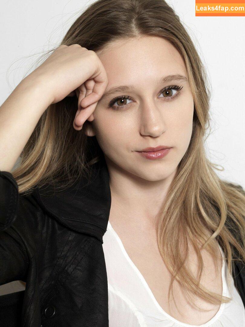 Taissa Farmiga / taissafarmiga leaked photo photo #0015