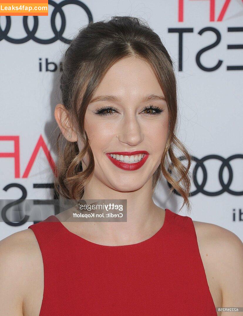 Taissa Farmiga / taissafarmiga leaked photo photo #0038