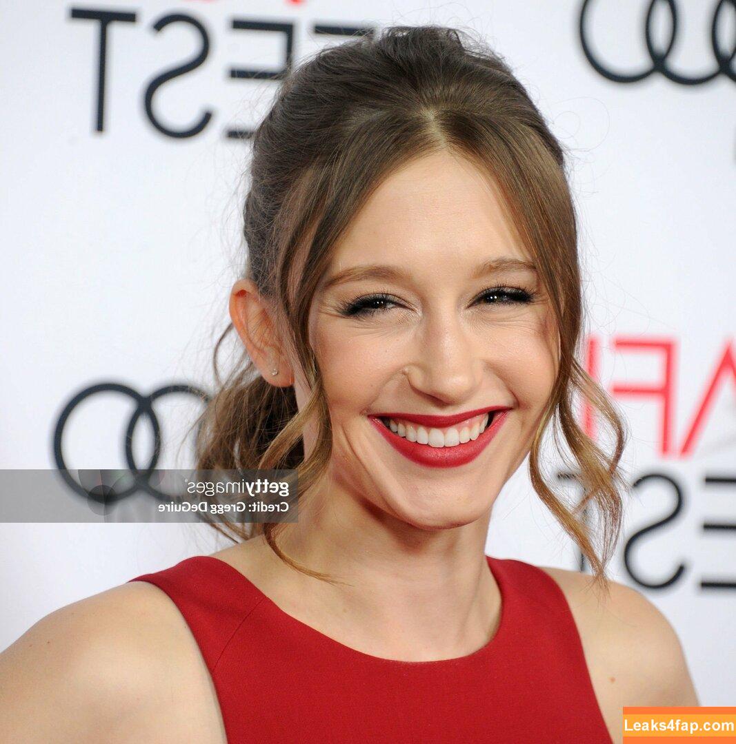 Taissa Farmiga / taissafarmiga слитое фото фото #0039