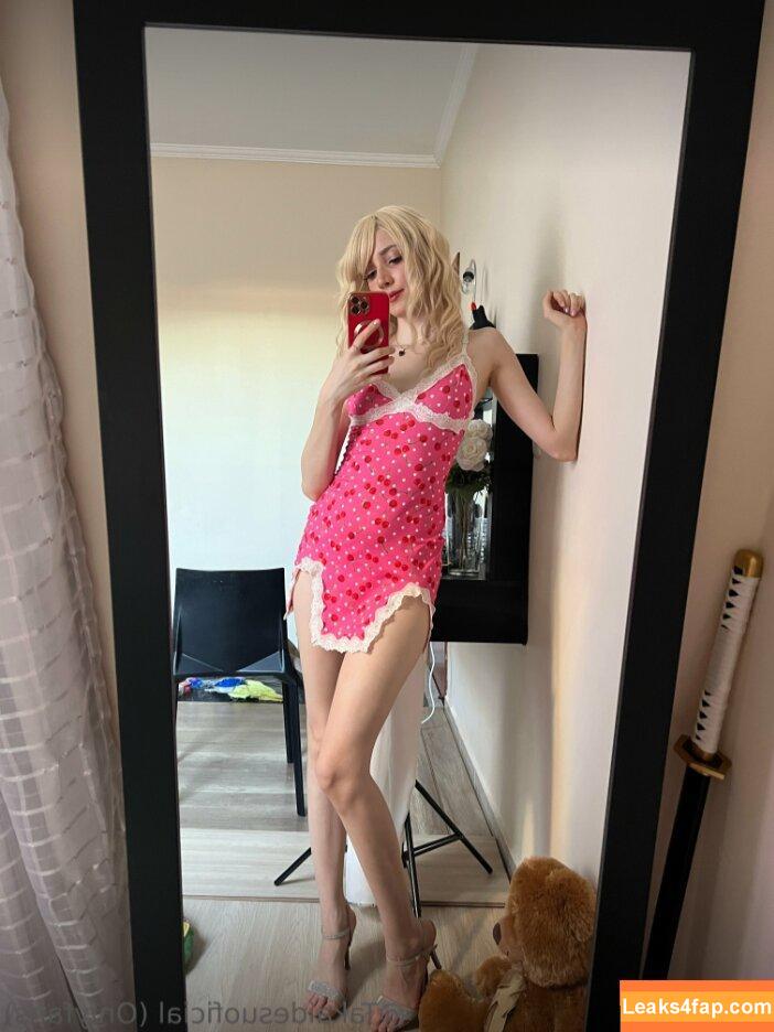 Takai-Desu / hyuugalanna / takaidesu_ / takaidesuoficial leaked photo photo #0062