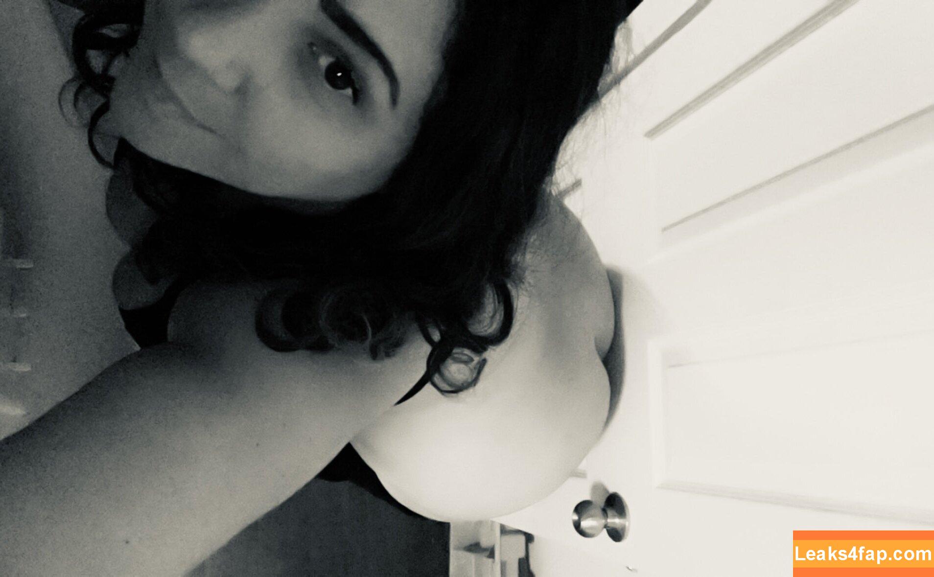 Takarita / therealtakarita leaked photo photo #0015