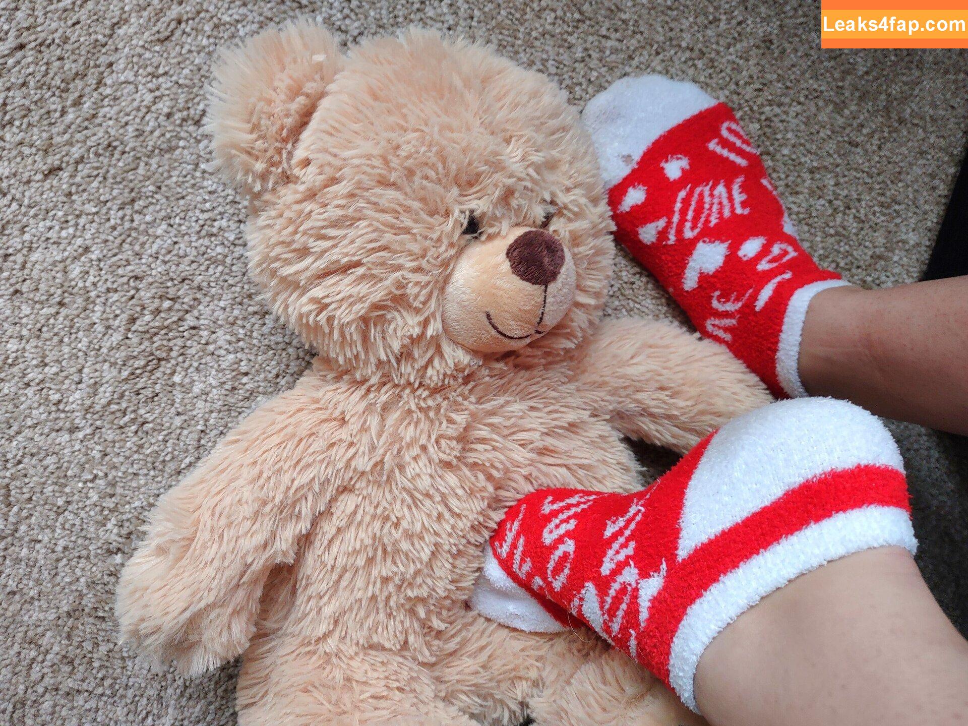 take_my_feet / takemyfeet leaked photo photo #0062