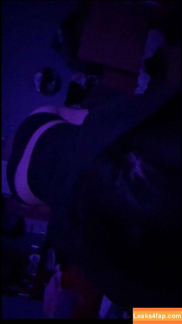 Takku Nsfw / luvlyslutg / takkunxx leaked photo photo #0006