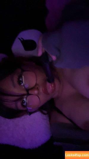 Takku Nsfw photo #0008