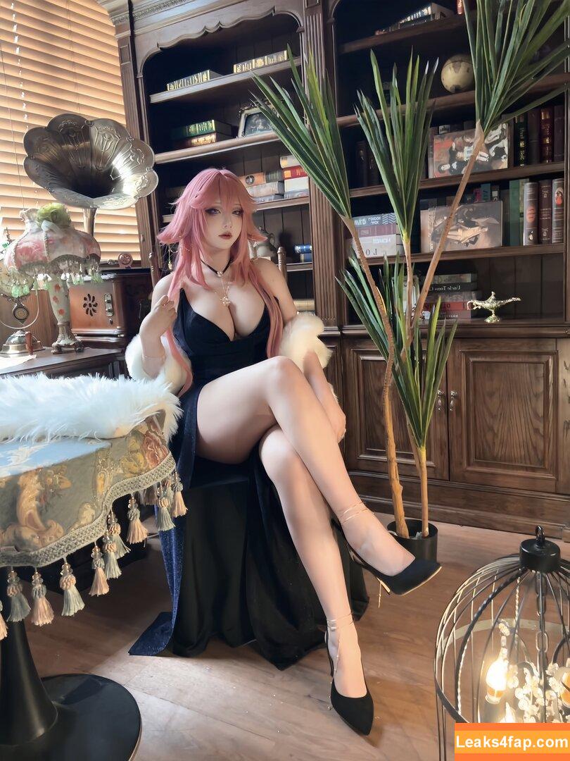 Takomayuyi / https: leaked photo photo #0183