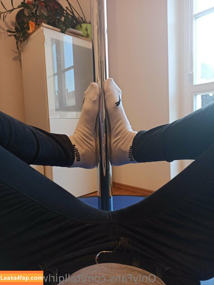 tallgirlwithfeets / tallgirlsfanpage leaked photo photo #0007