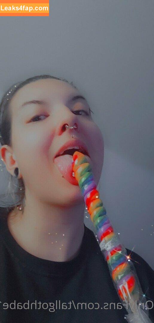 tallgothbabe14 /  leaked photo photo #0014