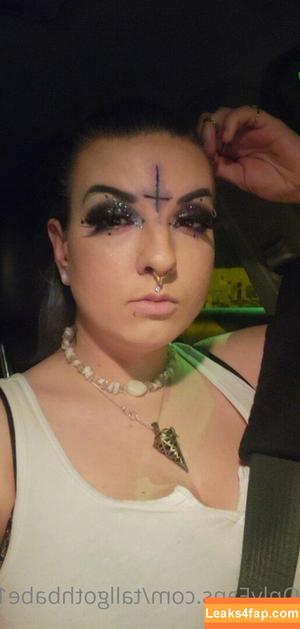 tallgothbabe14 photo #0006