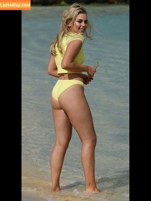 Tallia Storm photo #0013