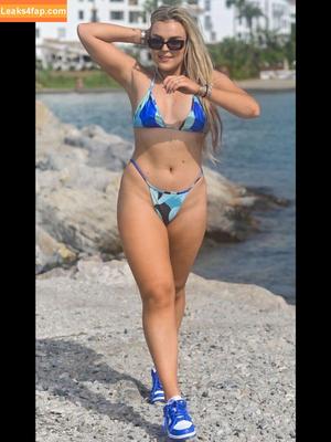 Tallia Storm photo #0016