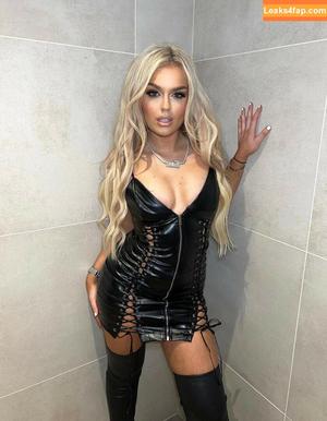 Tallia Storm photo #0060