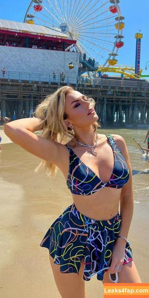 Tallia Storm photo #0114