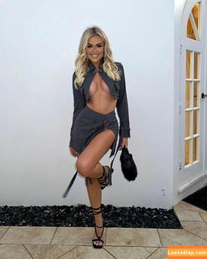 Tallia Storm photo #0171