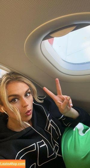 Tallia Storm photo #0371