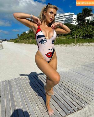 Tallia Storm photo #0577