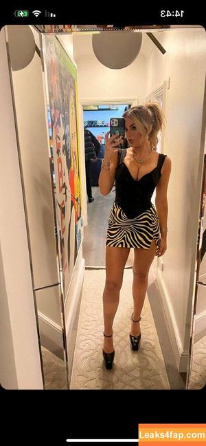 Tallia Storm photo #0774