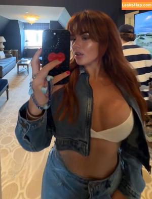 Tallia Storm photo #0950