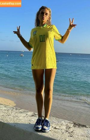 Tallia Storm photo #0964