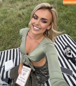 Tallia Storm фото #2142