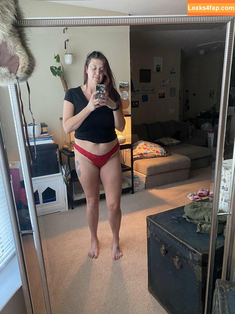 tallnerdywoman / chelseaballor / tallandnerdymom leaked photo photo #0065