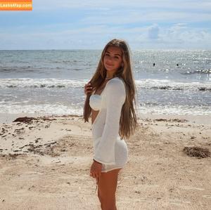 Tallulah Metcalfe photo #0021