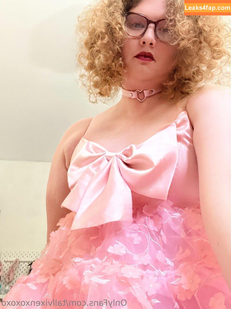 tallvixenxoxoxo /  leaked photo photo #0008