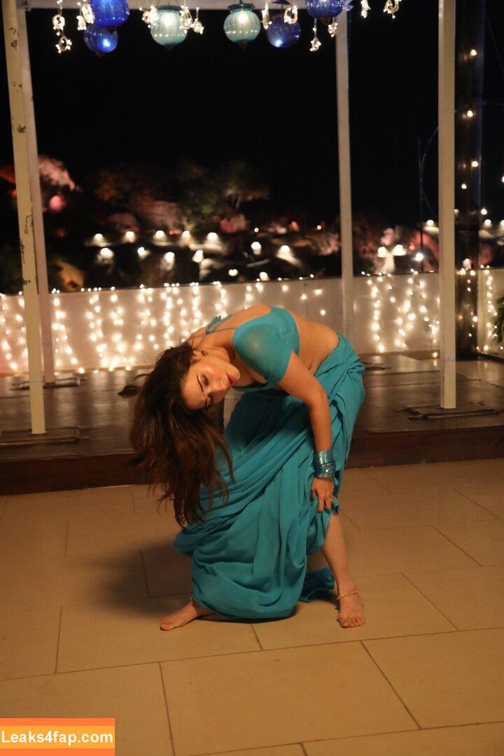 Tamanna Bhatia / https: / tamannaahspeaks leaked photo photo #0068