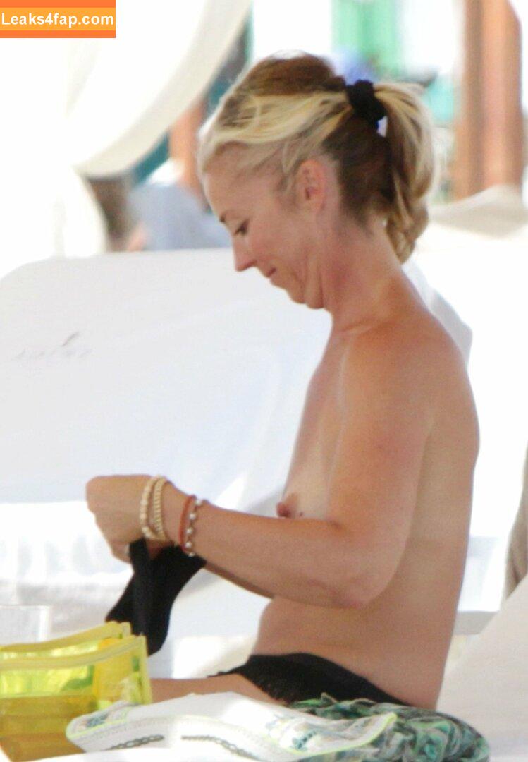 Tamara Beckwith / ttpetals leaked photo photo #0015