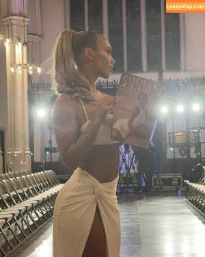 Tammy Hembrow photo #0057