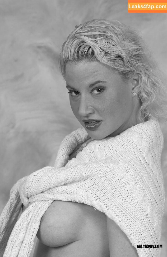 Tammy Lynn Sytch / https: / wwehofersunny leaked photo photo #0086