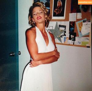 Tammy Lynn Sytch photo #0016