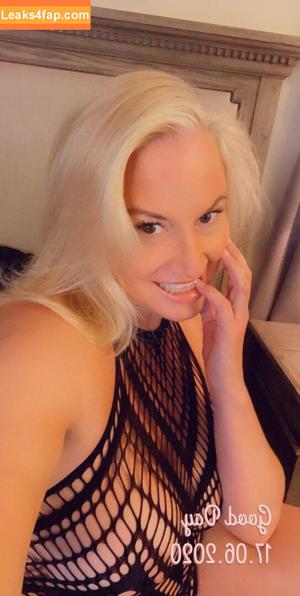 Tammy Sytch photo #0477