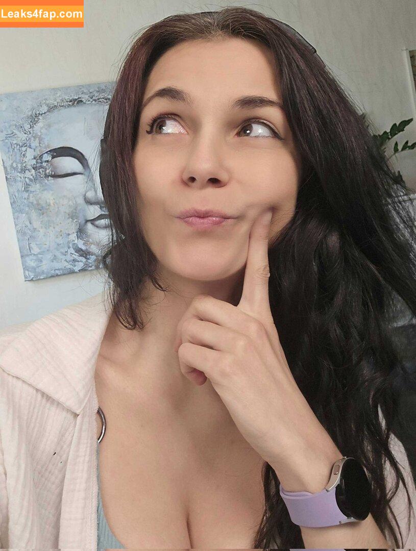 Tania Derveaux / Athene's GF / TaniaUncensored / https: / itaniauncensored leaked photo photo #0009