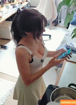 Tania Derveaux photo #0013