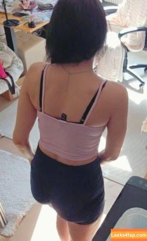 Tania Derveaux photo #0022