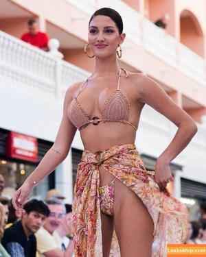 Tania Medina photo #0195