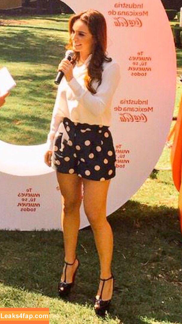 Tania Rincón /  leaked photo photo #0006